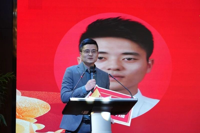 迎新春·话未来%7C成人影片
举办2023年第1期青年沙龙_18f1053d.jpg